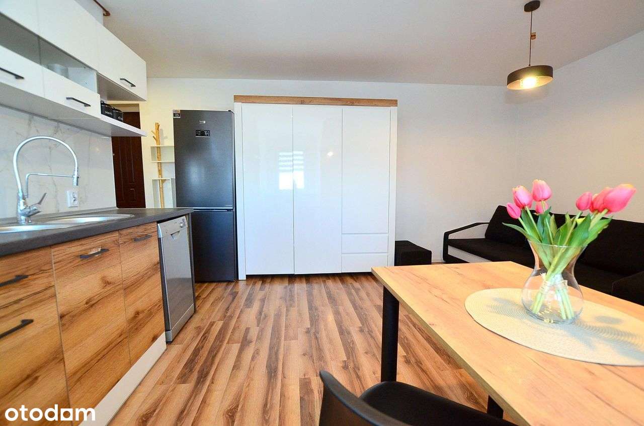 Mieszkanie, 35,38 m², Bytom-1