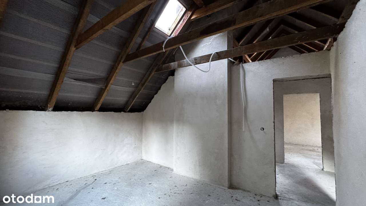 Dom z muminkową wieżą 330m2 wkoło las blisko rzeka BRENNA CENTRUM-11