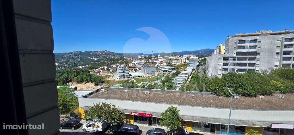 T2+1 com garagem e arrumos no centro de Marco de Canaveses-4
