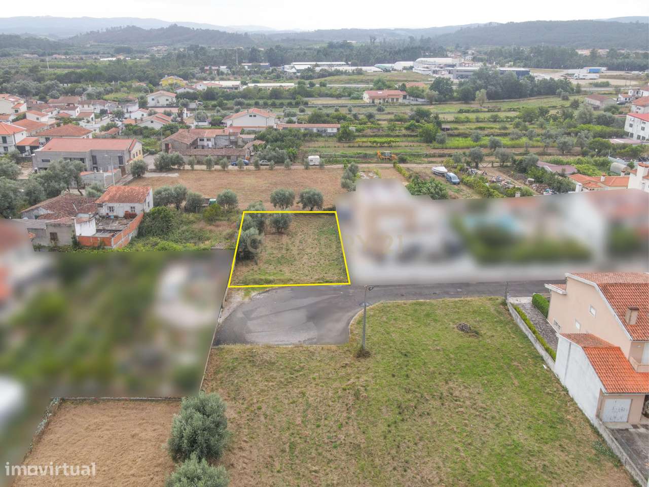 Lote para construção - Localização Tranquila - Grande imagem: 5/5