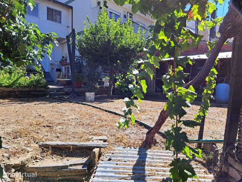 Casa em Ruína para Reconstrução com Projeto Aprovado  para AL - Grande imagem: 4/6