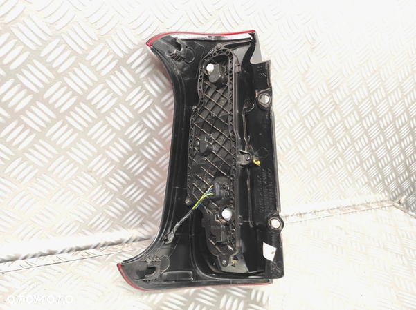 51843642 LAMPA PRAWA TYLNA TYŁ FIAT PANDA III 2018 - 5