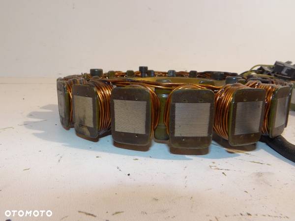 Kawasaki VN 2000 Vulcan Uzwojenie prądnicy alternatora stator K078 - 9