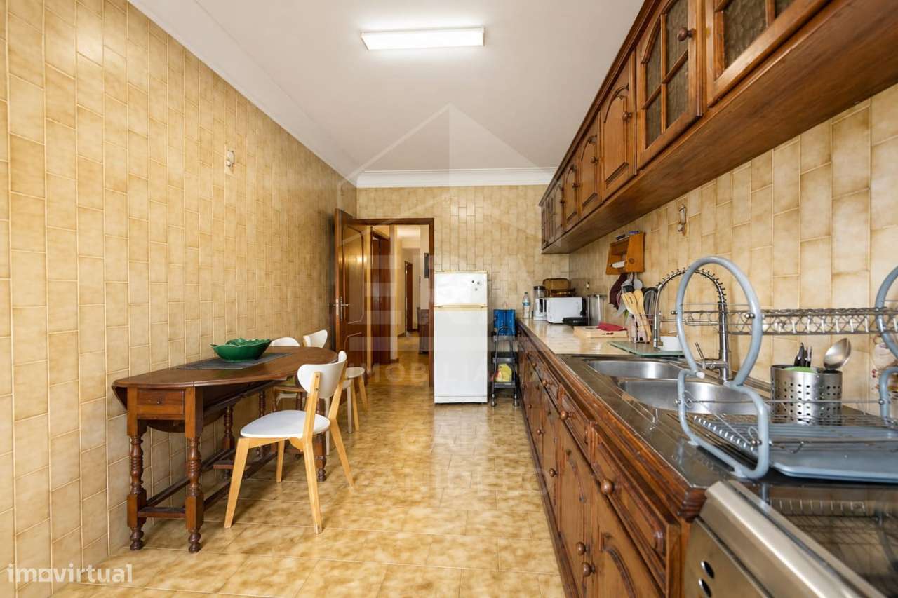 Apartamento T2  a 700 metros da praia-5