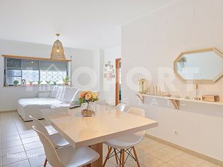 Apartamento T3 Luminoso e Aconchegante - Parchal - Grande imagem: 2/31