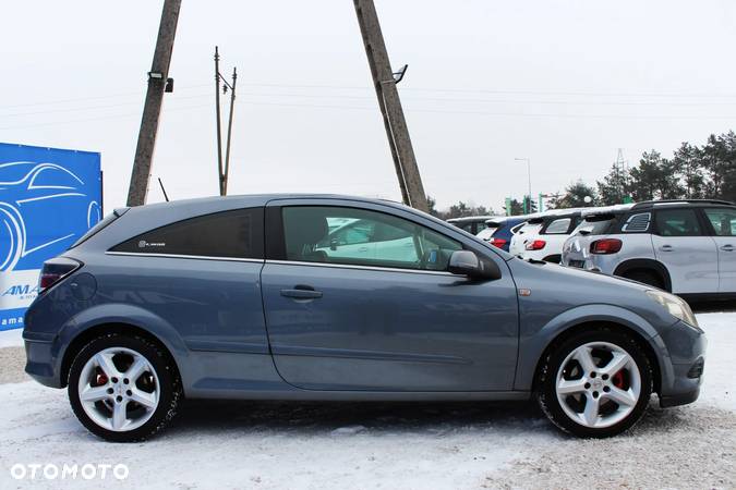 Opel Astra III GTC 1.6 Cosmo - 5