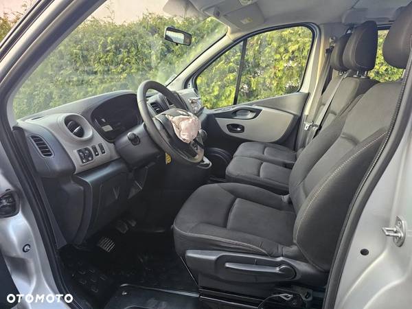 Renault Trafic - 12