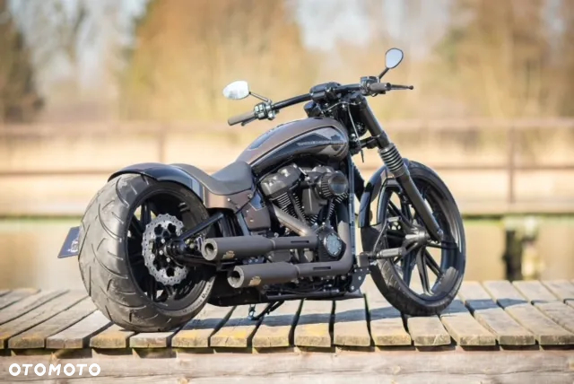 Harley-Davidson FXSB Breakout - 3