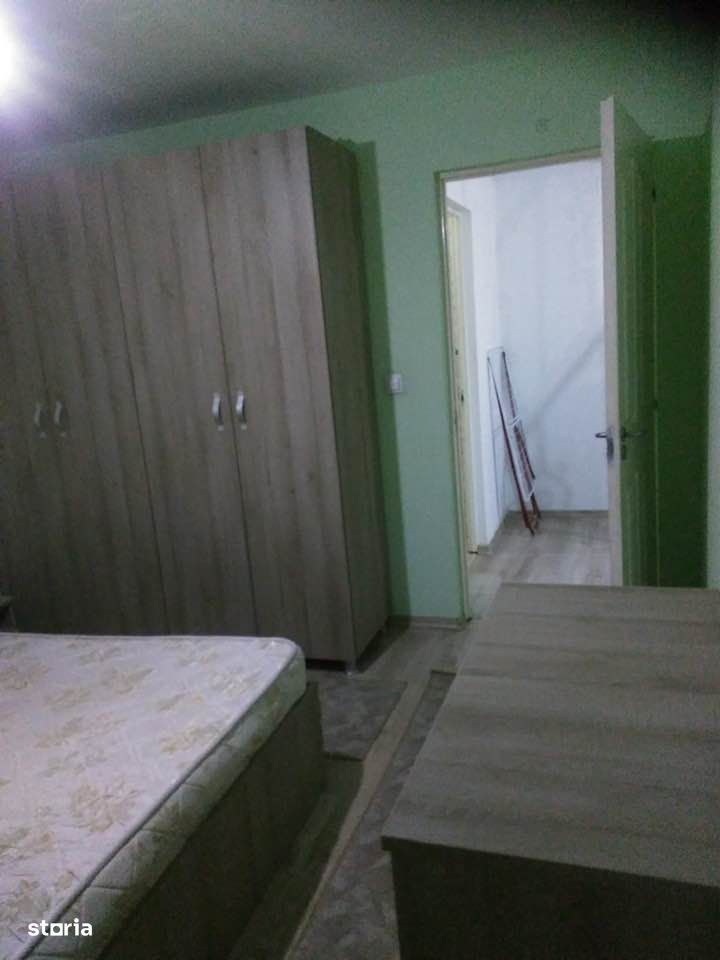 Apartament cu 3 camere in cartierul Dumbrava Nord - Imagine principală: 2/5