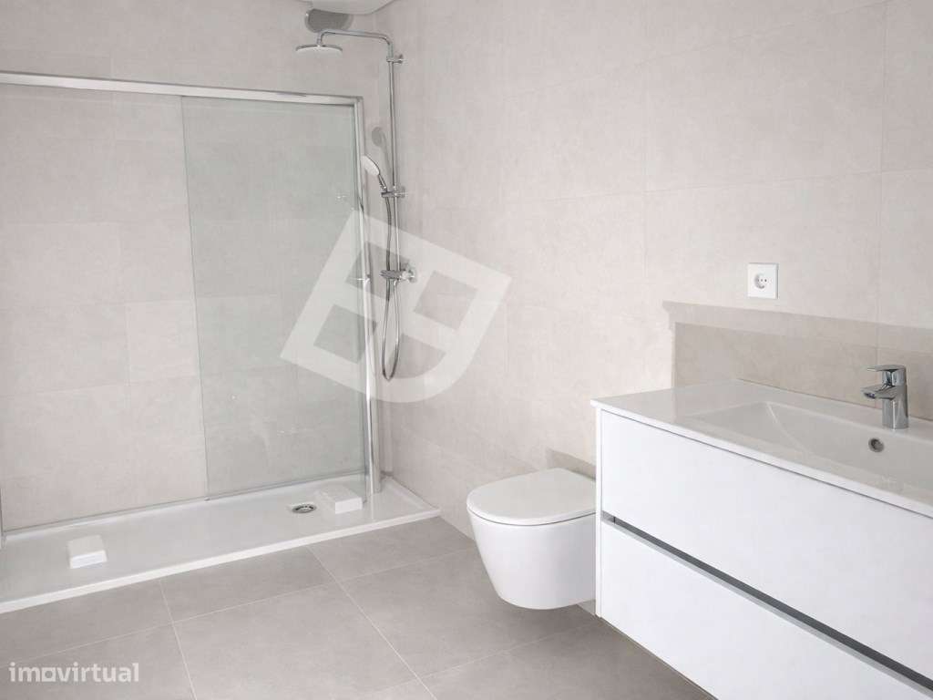 Apartamento T2 com terraço - Esgueira-15
