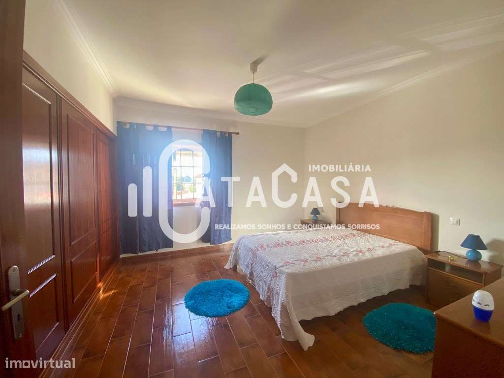 Moradia Geminada T4 para venda na freguesia de Aguada de Cima-10