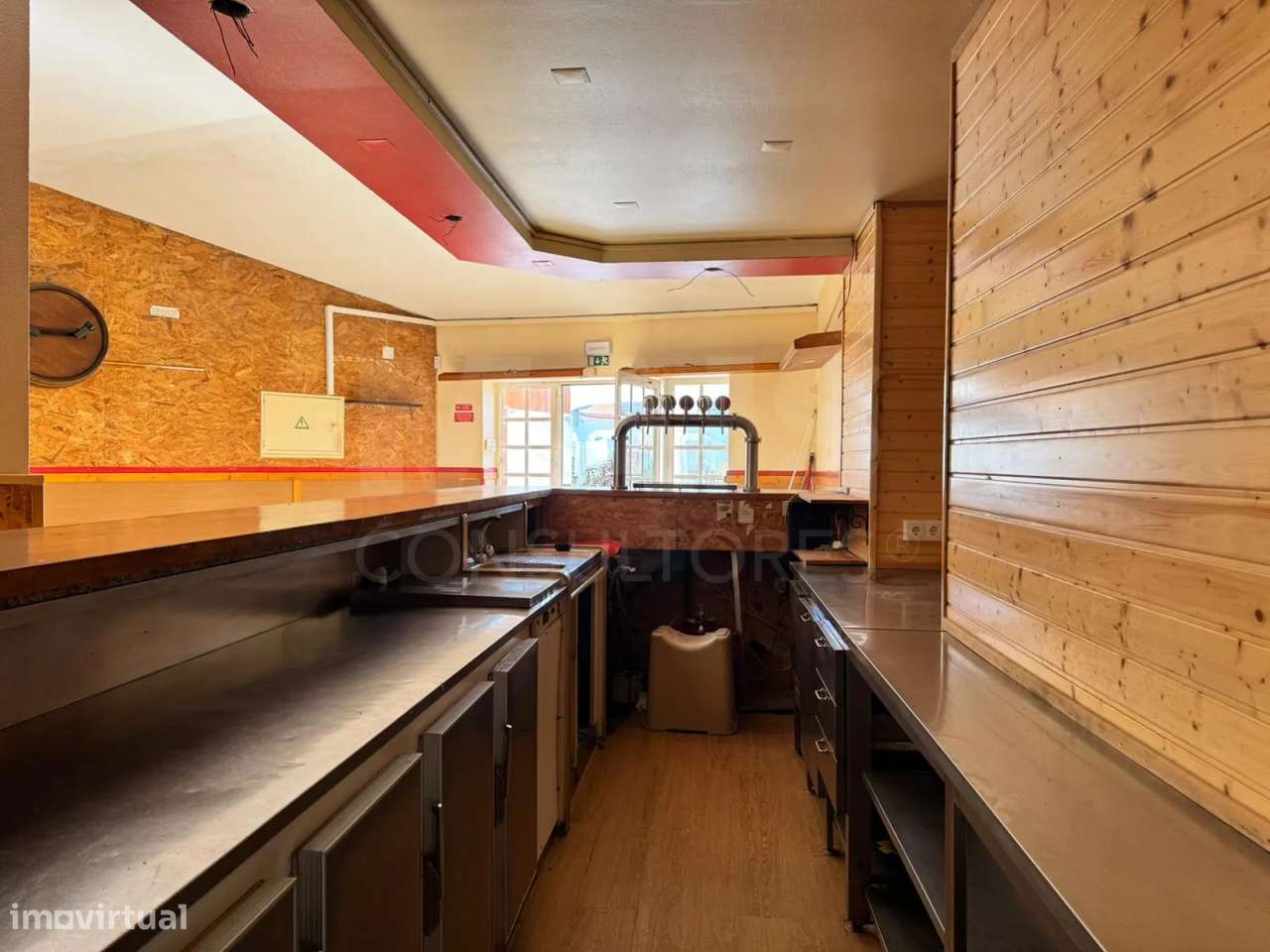 Café, Bar, Restaurante a 50m da Praia com Esplanada! - Grande imagem: 4/28