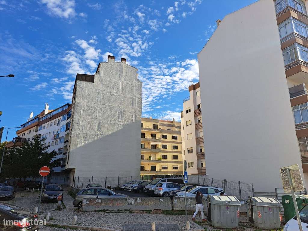 Lote com projeto aprovado para prédio - Grande imagem: 4/4