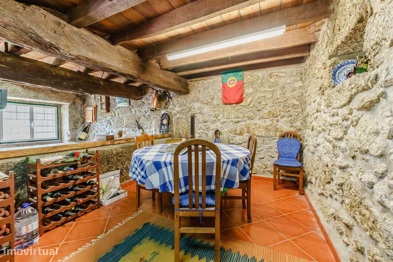 Quinta T4 / Seia, Folhadosa-14