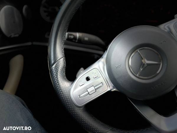 Mercedes-Benz E 220 d 4Matic 9G-TRONIC Avantgarde - 37