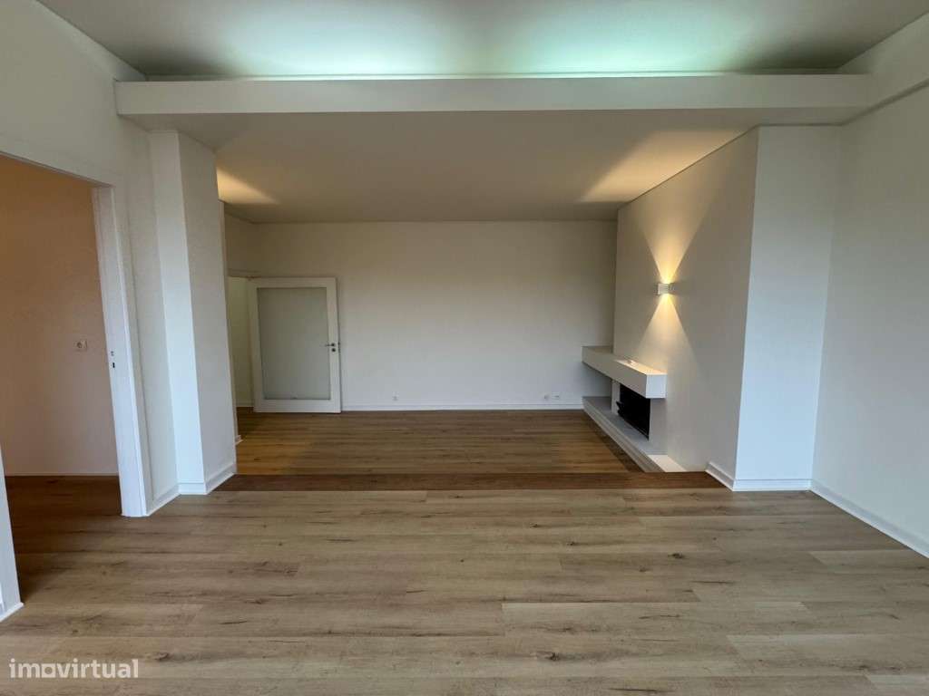 Apartamento T4 na Rua da Quinta Seca, Matosinhos - Grande imagem: 4/26