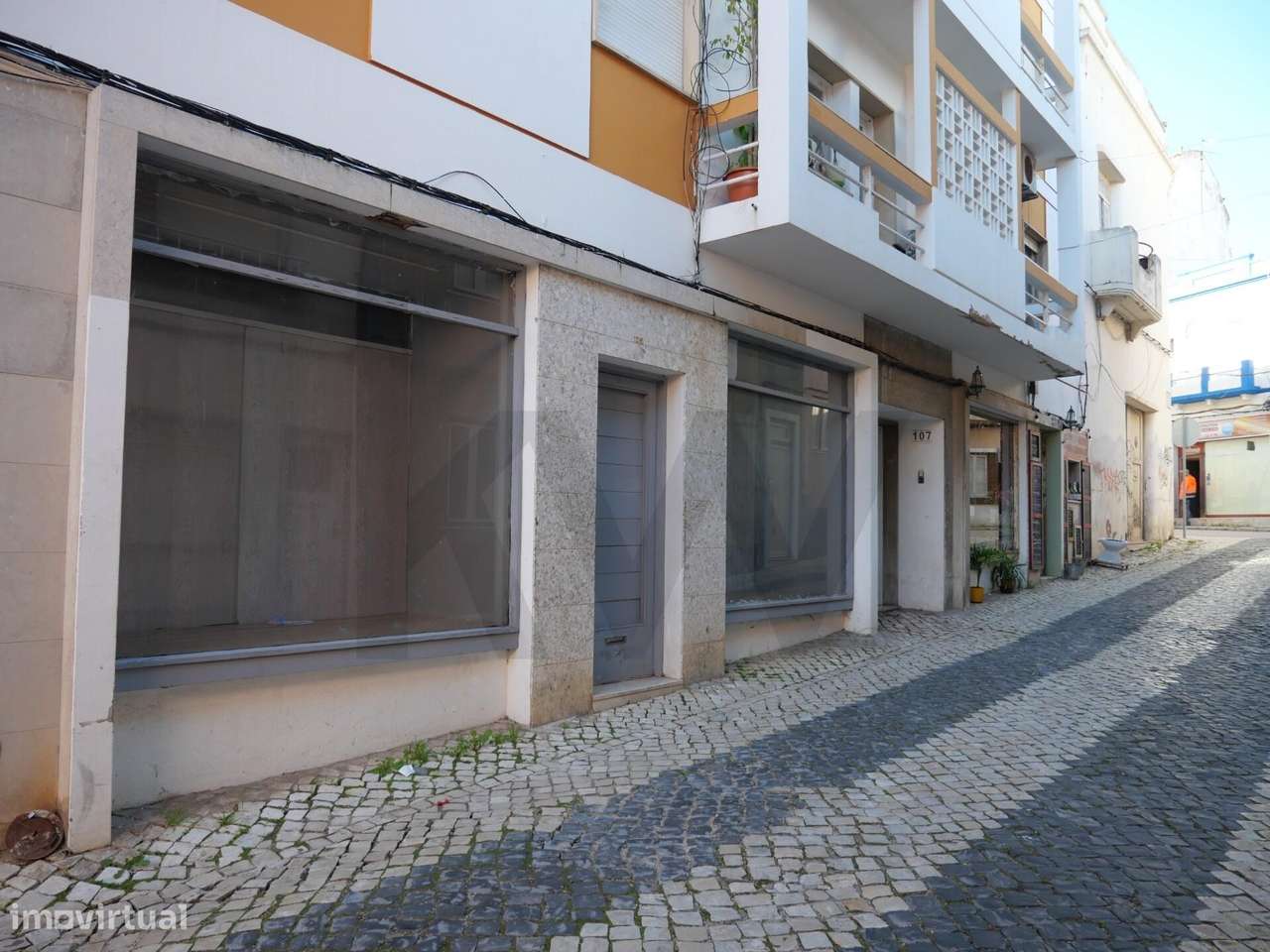 Loja para arrendar em Portimão no centro da cidade - Grande imagem: 2/18