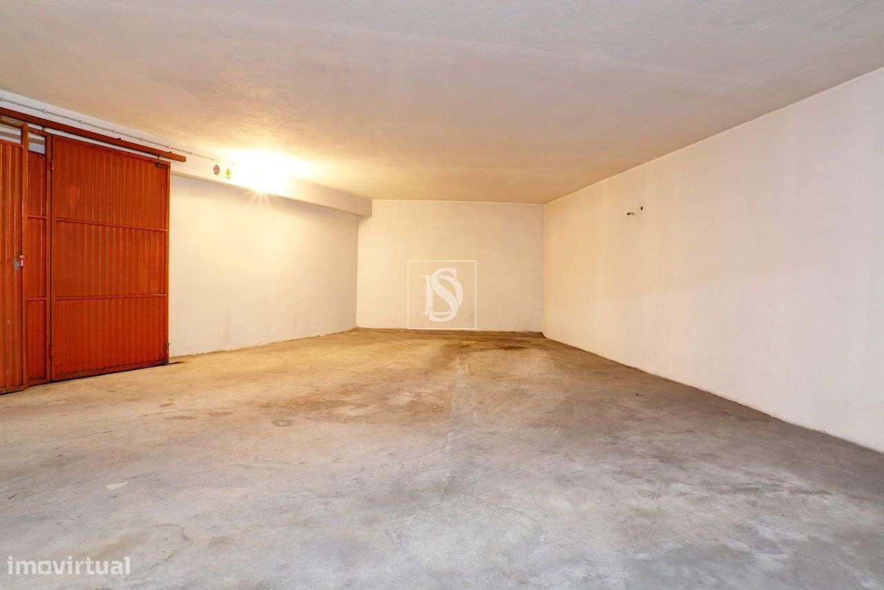 Garagem Fechada - Centro Póvoa de Varzim - Grande imagem: 4/7