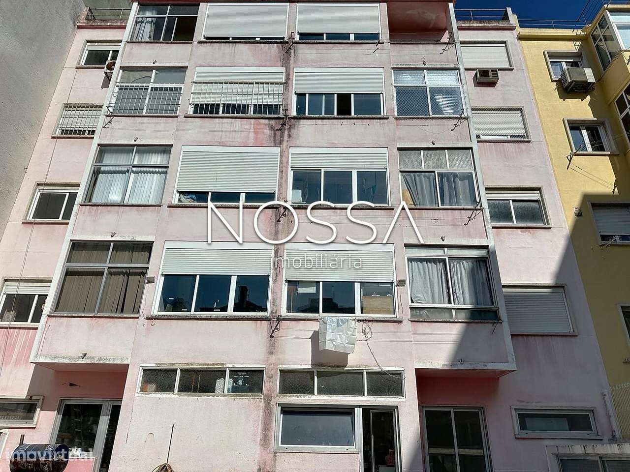 Espaço Comercial  p/ Remodelar | Filipe Folque – Av. Novas-6