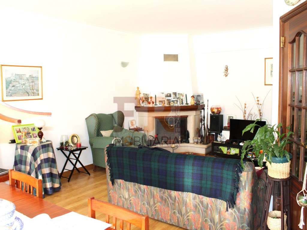 Apartamento T2 com Terraço! Urbanização Portais Arrábida, Palmela-9