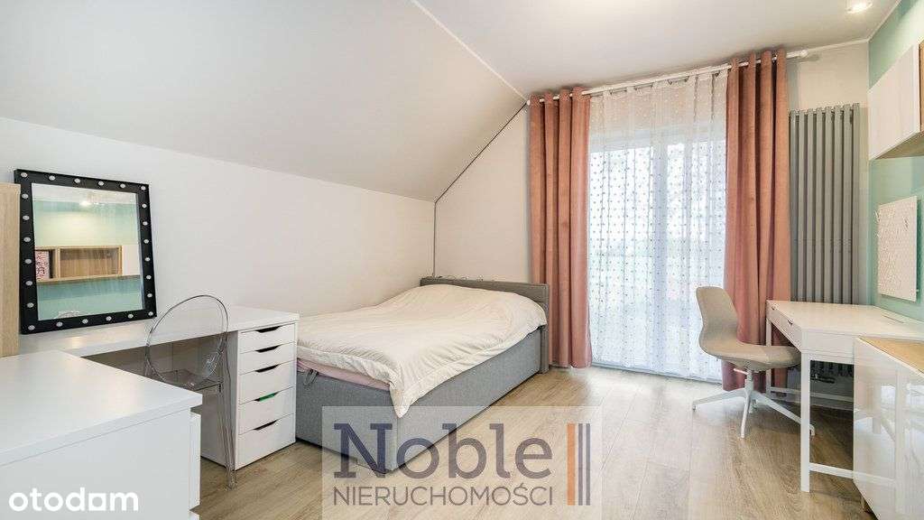 Nowoczesny, piękny, komfortowy dom z ogrodem-13