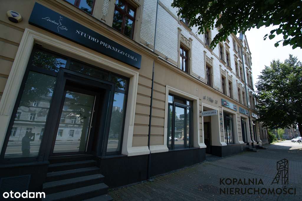 Lokal usługowy z witryną w pięknej kamienicy - Pełny obrazek: 1/10