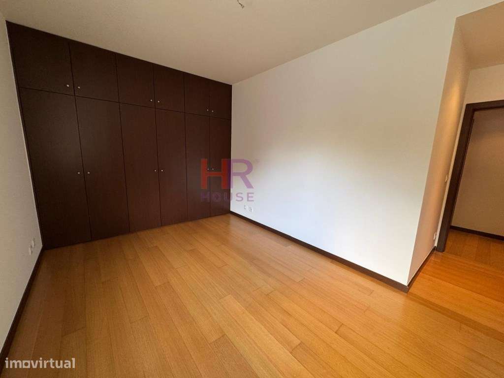 Apartamento T2 com garagem em Quinta das Nogueiras em Coimbra: Conf...-17