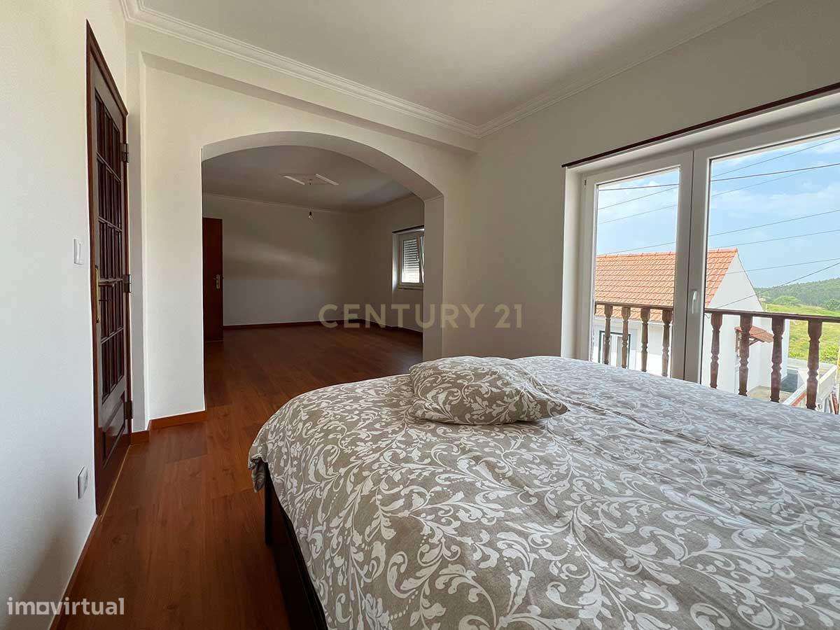 Moradia com Potencial em Rechaldeira, Vilar - Cadaval - Grande imagem: 2/50