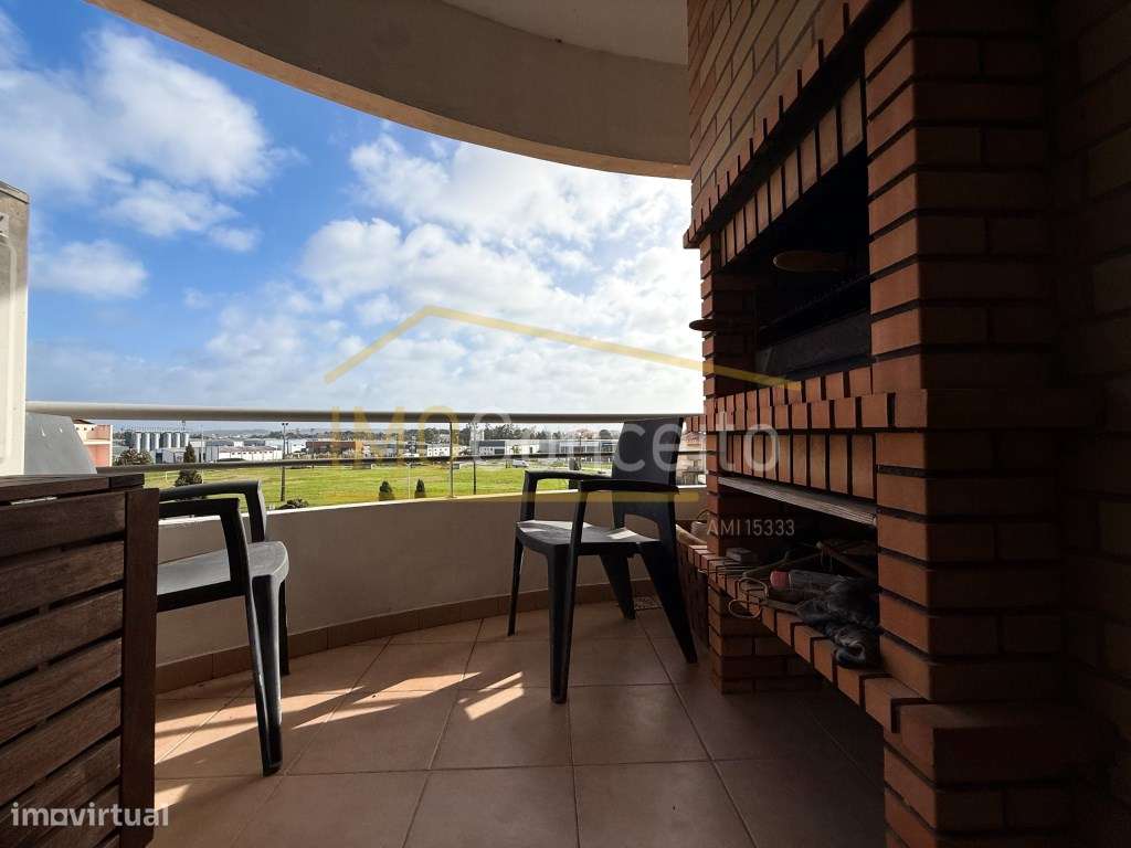 Apartamento T2+1 Duplex Com Garagem Fechada / Casais Castelos - Grande imagem: 5/32