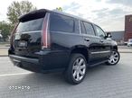 Cadillac Escalade - 8