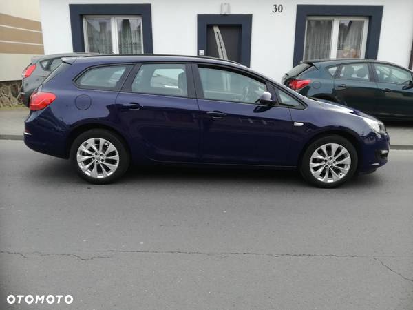 Opel Astra 1.6 Sports Tourer - 8