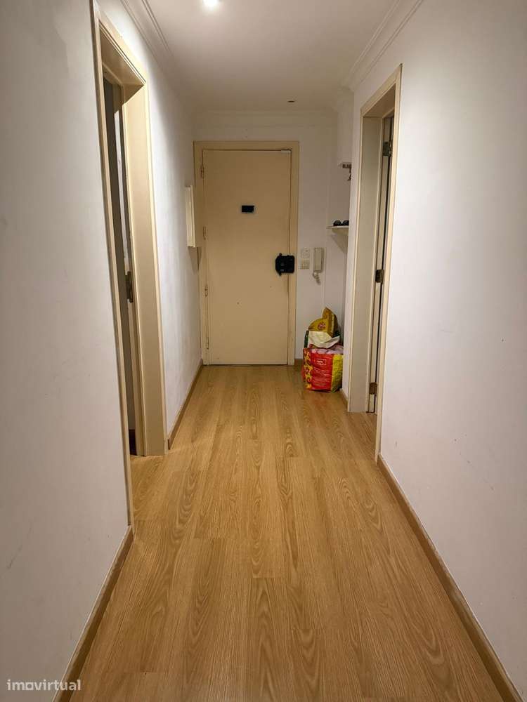 Apartamento T3 no Centro do Montijo-23