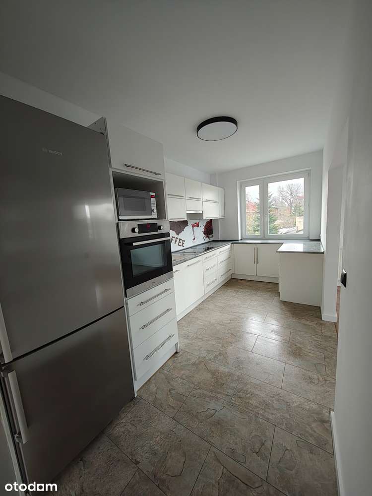 Apartament 4 pokoje z balkonem Politechnika Śląska-0