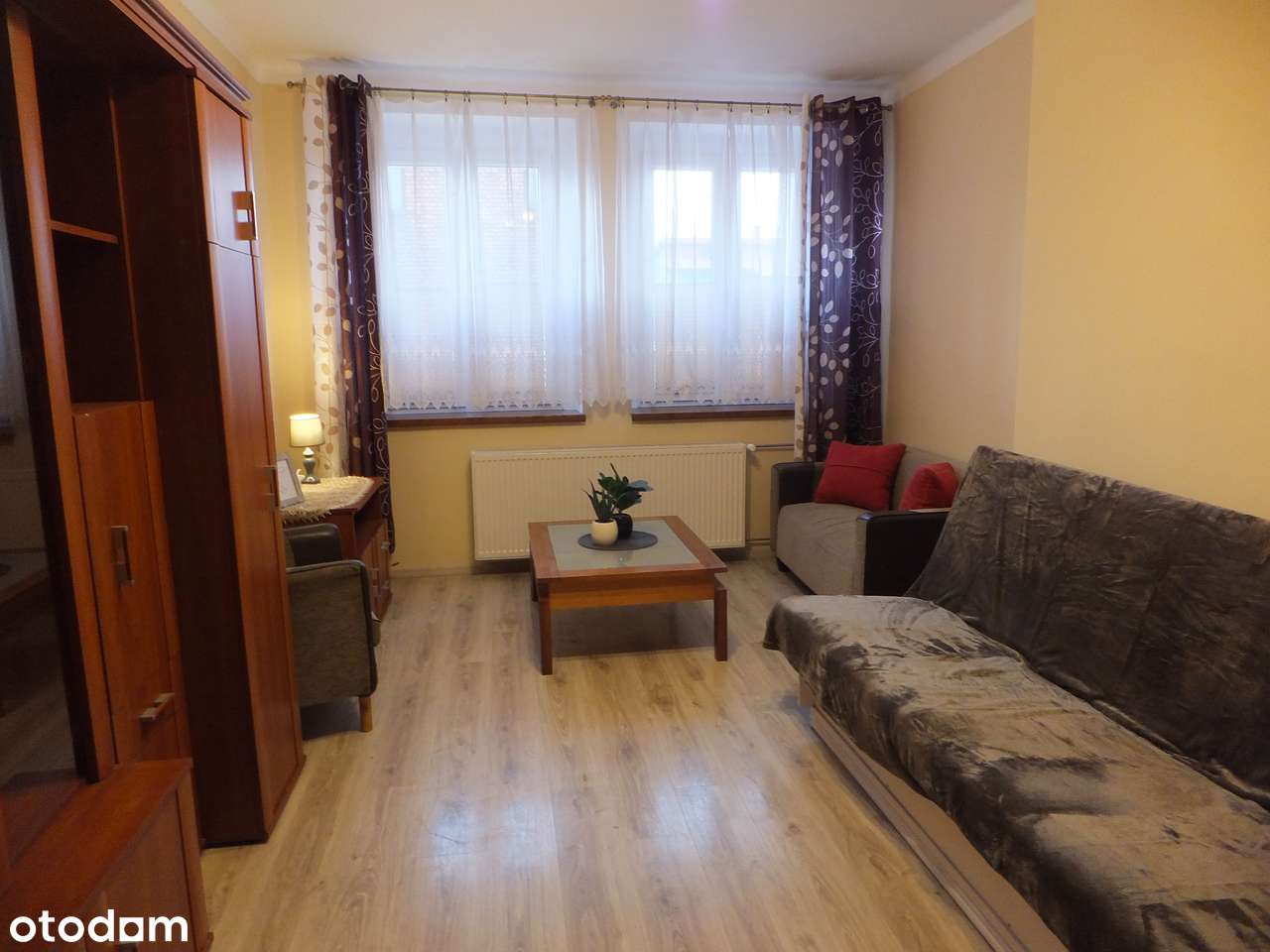 duża urzadządzona kawalerka do zamieszkania - Pełny obrazek: 2/18