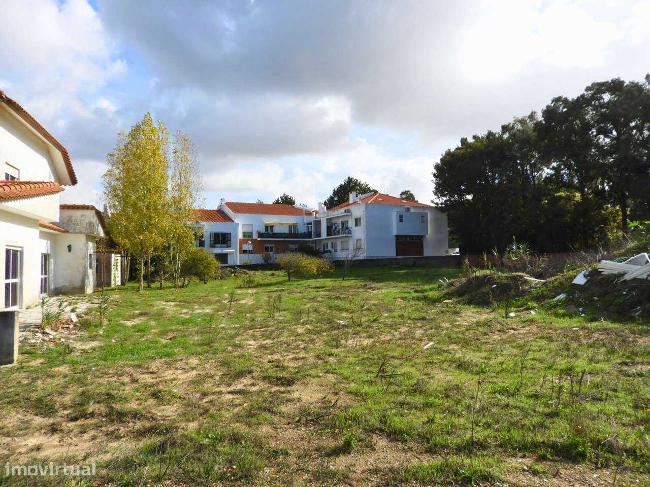 Moradia em terreno de 3118 m2 em Sesimbra - Grande imagem: 2/17