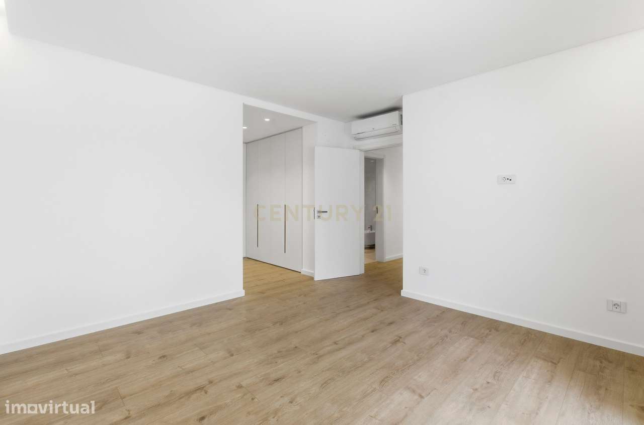 Apartamento T3 Novo com Terraço de 61m² | Parede (2 min da praia)-15