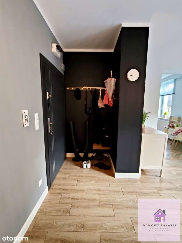 Przestronne, klimatyczne mieszkanie w centrum-12