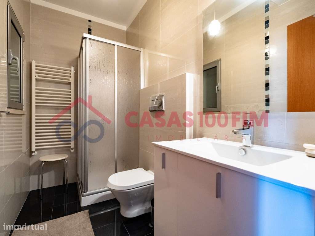 Oportunidade Moradia Individual T4 Azoia - Leiria-33