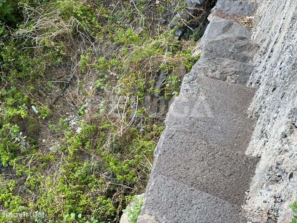 TERRENO COM 2110 m² | CAMINHO DO TERÇO (Cª LOBOS)-31