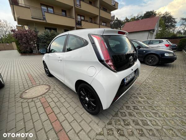 Toyota Aygo 1.0 VVT-i Sprint EU6 - 10