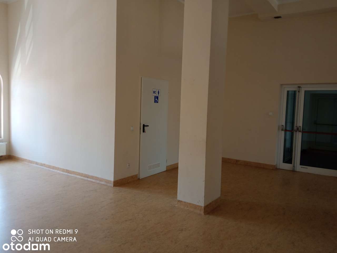 Lokal w Kostrzynie Nad Odrą z dużą salą konferencyjną o pow. 85 m2 - Pełny obrazek: 4/5