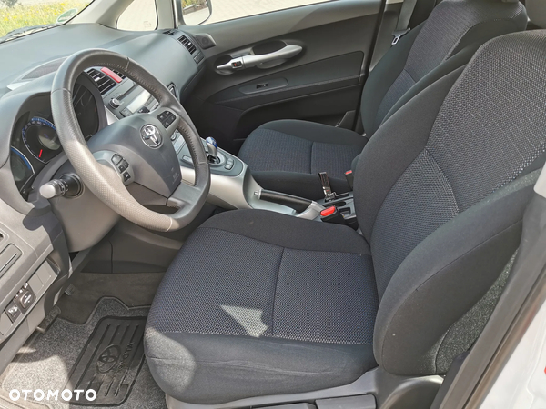 Toyota Auris 1.8 Hybrid Executive - 13