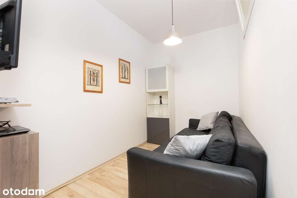 Ładne, z dużą loggią z 2010 r. piwnica, garaż-10