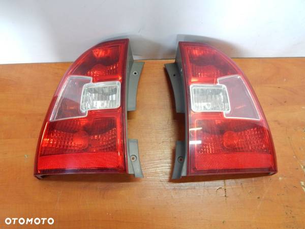 Lampa prawy lewy tył Kia SPORTAGE II 08-10 Lift Łuków części - 1