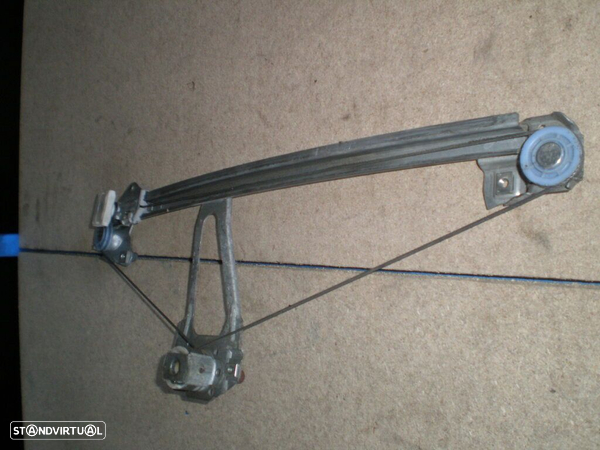 Elevador Manual S/REF0103 MERCEDES W124 1986 4P TE - 2