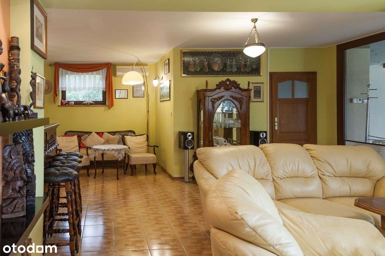 Dom z basenem w otulinie Lasu Łagiewnickiego-15