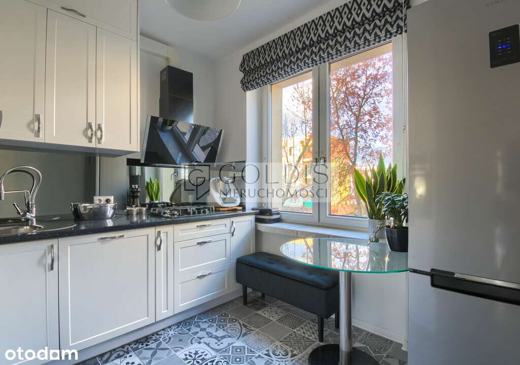 Stylowe mieszkanie po generalnym remoncie- centrum-8