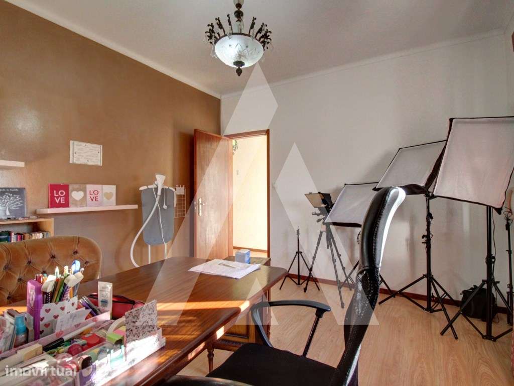 Moradia T6, Isolada, na zona de Oiã-19