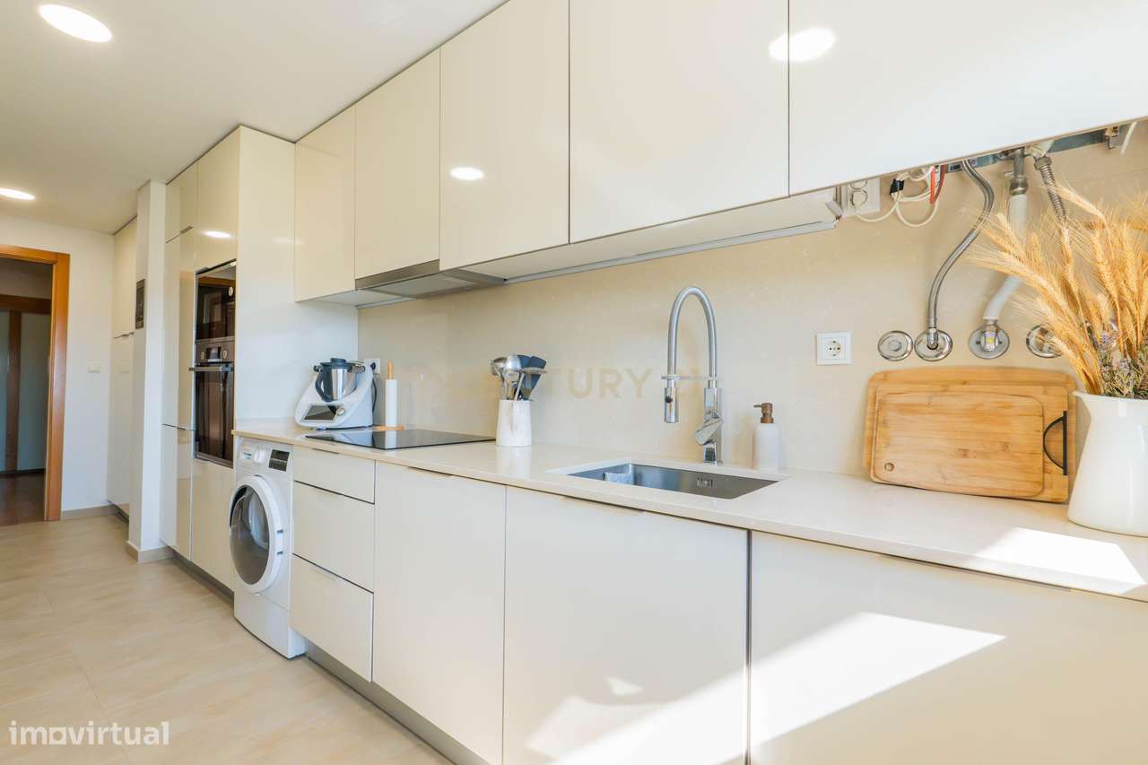 T2 com 115m² na Quinta de São Macário | Varandas | Elevador | Arrecada-17