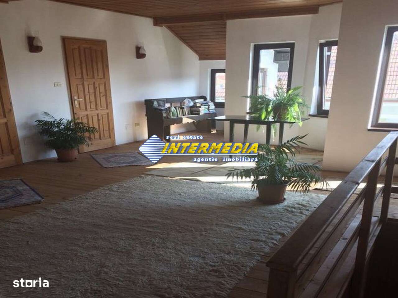 Casa Noua de vanzare P+E+M cu 3000 mp teren in Zona Ciugud - Imagine principală: 2/10